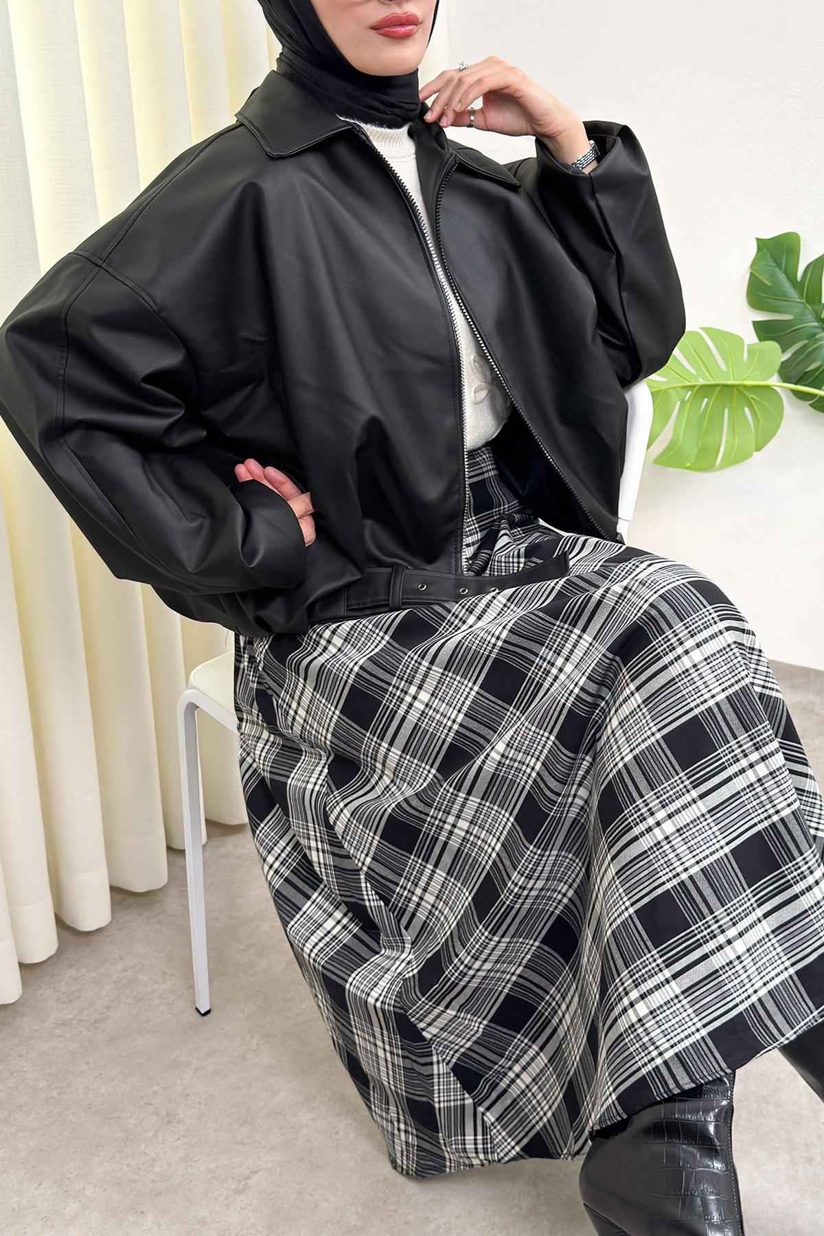 Kemer Detaylı Bomber Suni Deri Ceket 2017 - SİYAH |  