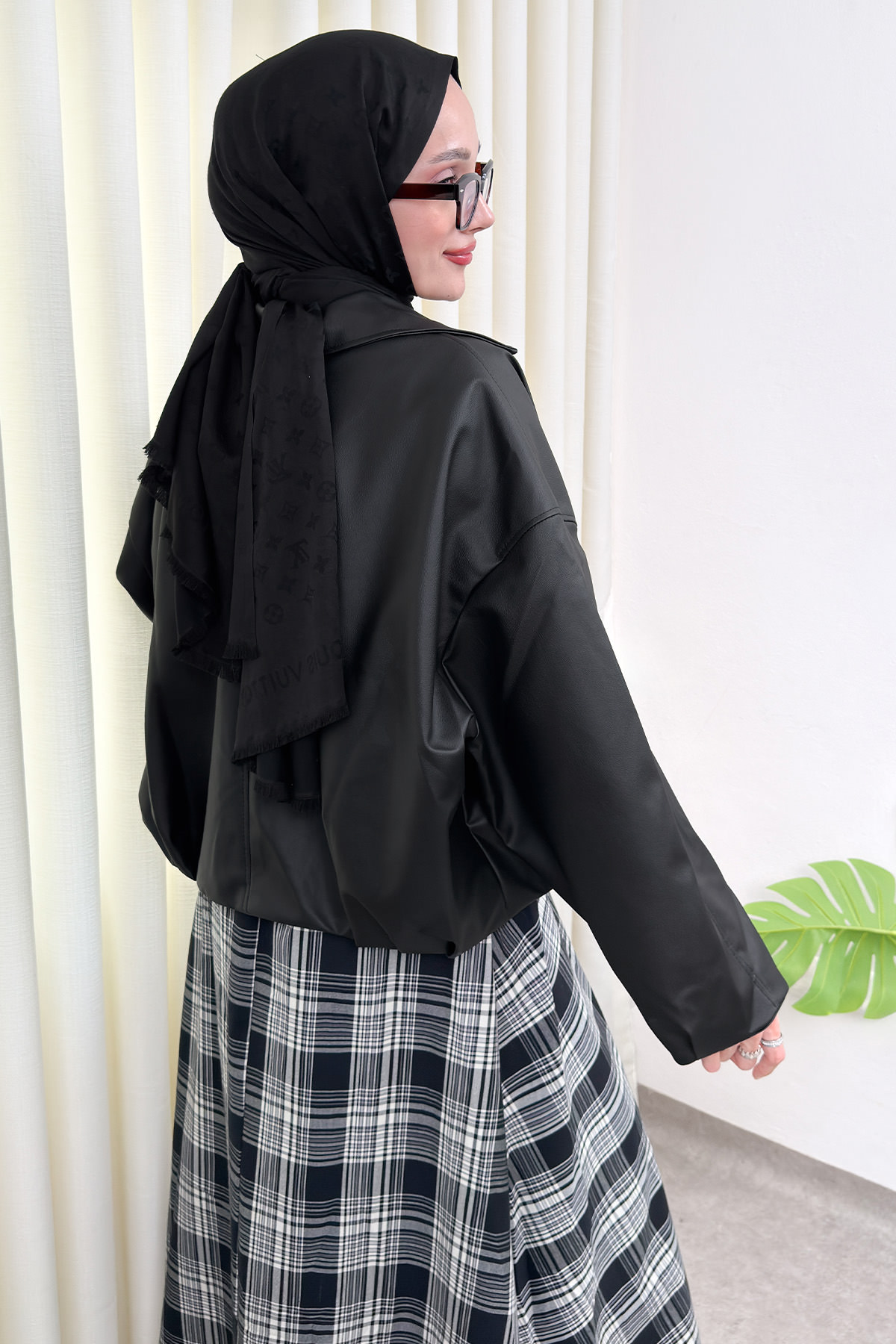 Kemer Detaylı Bomber Suni Deri Ceket 2017 - SİYAH |  