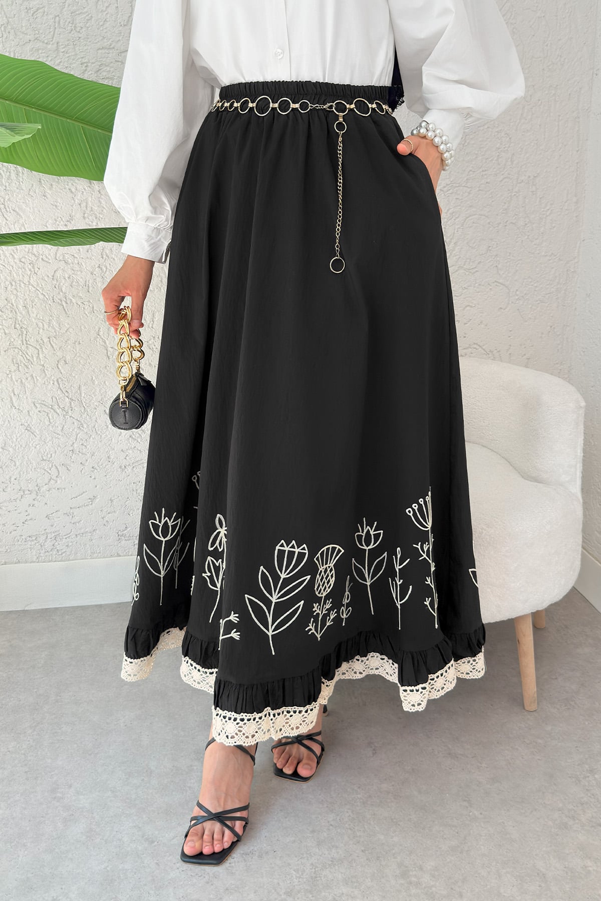 Fisto ve Nakış Detaylı Etek 2329 - SİYAH | zenne.com 