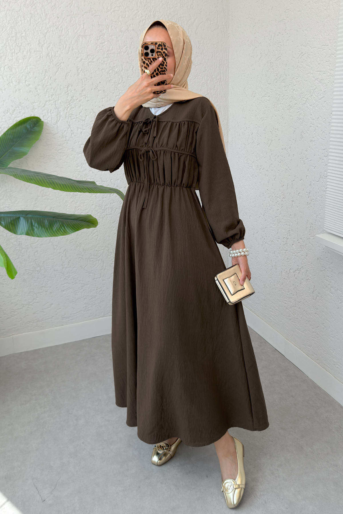 Büzgü Bağcıklı Tesettür Elbise 2319 - KAHVERENGİ |  