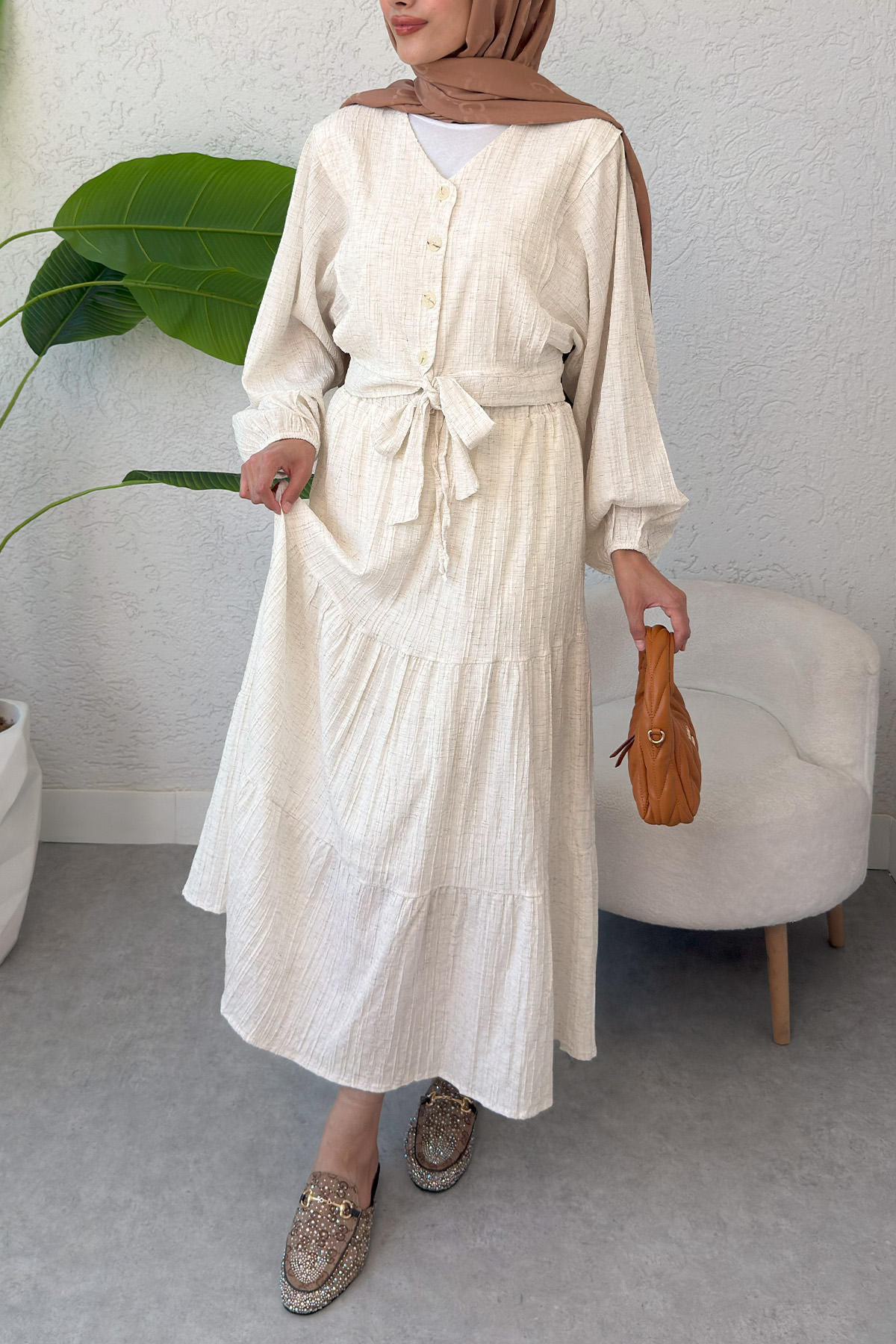 Dokulu Kuşaklı Balon Kol Etekli Takım 2365 - EKRU |  