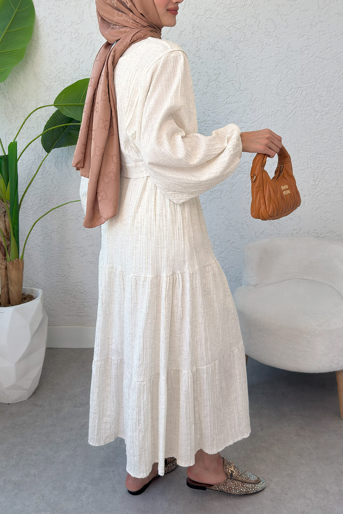 Dokulu Kuşaklı Balon Kol Etekli Takım 2365 - EKRU |  