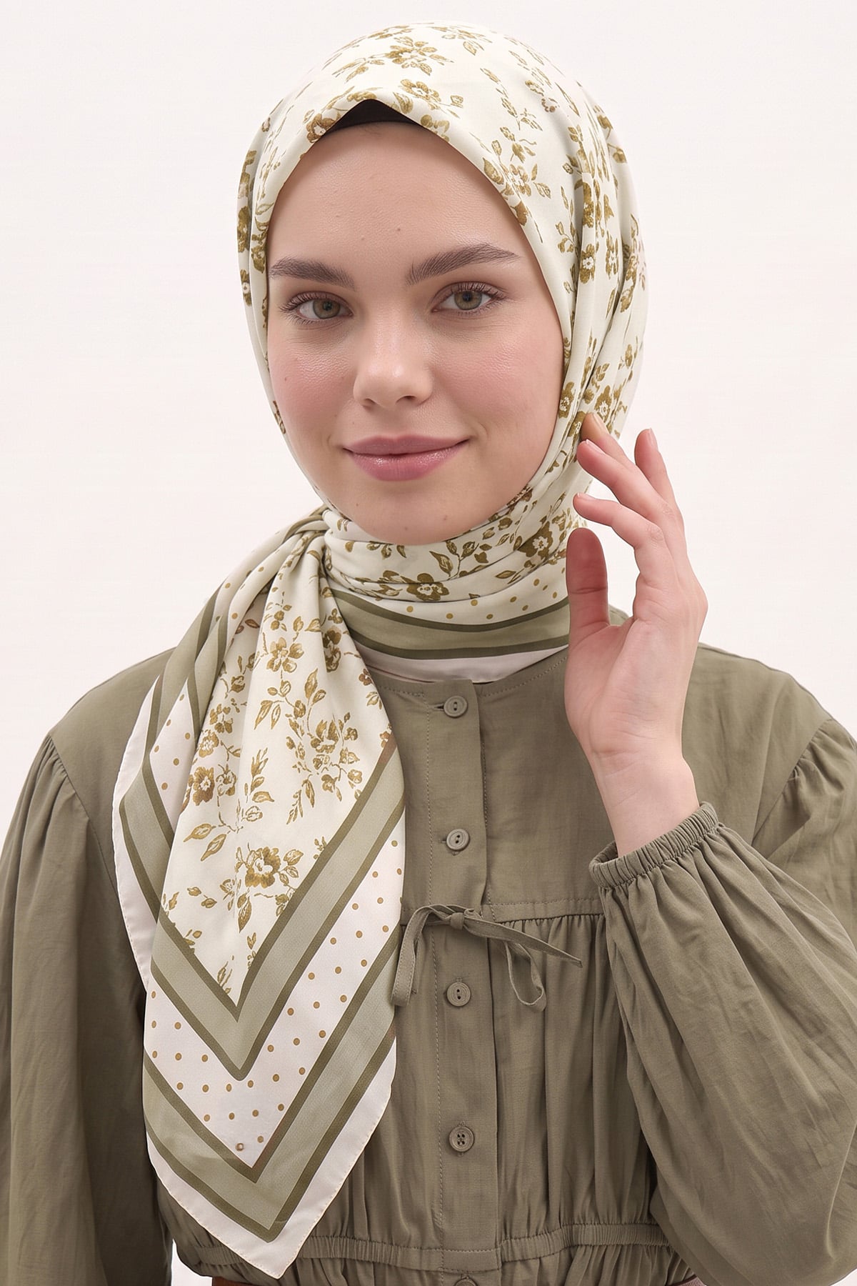 Desenli  Naida Eşarp 8039 - HAKİ EKRU  |  