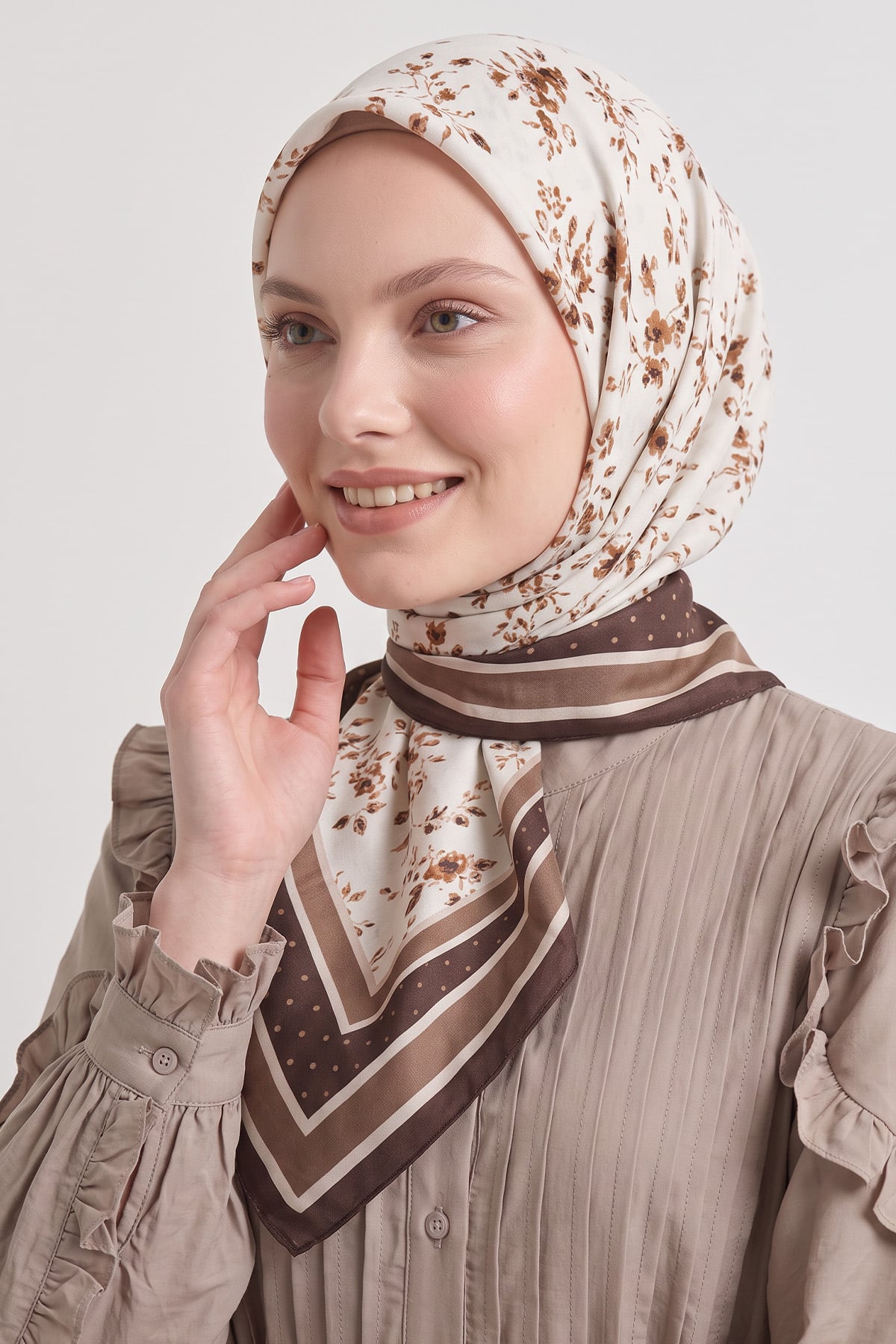 Desenli  Naida Eşarp 8039 - KAHVE EKRU  |  