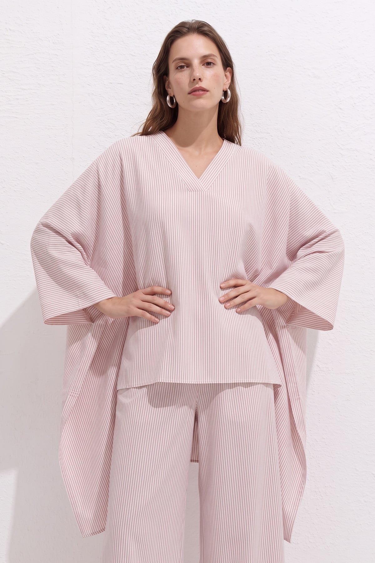 Asimetrik Kesim Çizgili  Takım Y0164 - PEMBE | zenne.com 