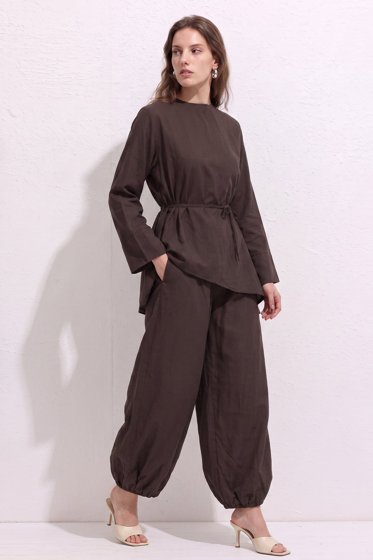 Asimetrik Vual Takım Y0161 - ACI KAHVE |  