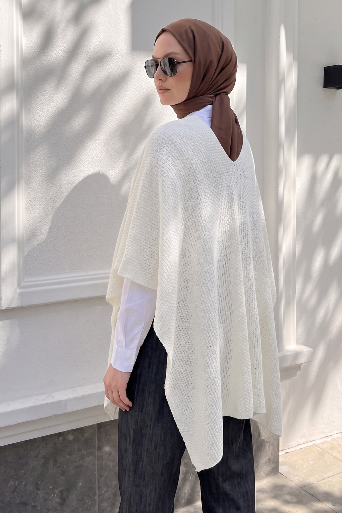 Ön Detaylı Panço Hırka 13187 - EKRU | zenne.com 