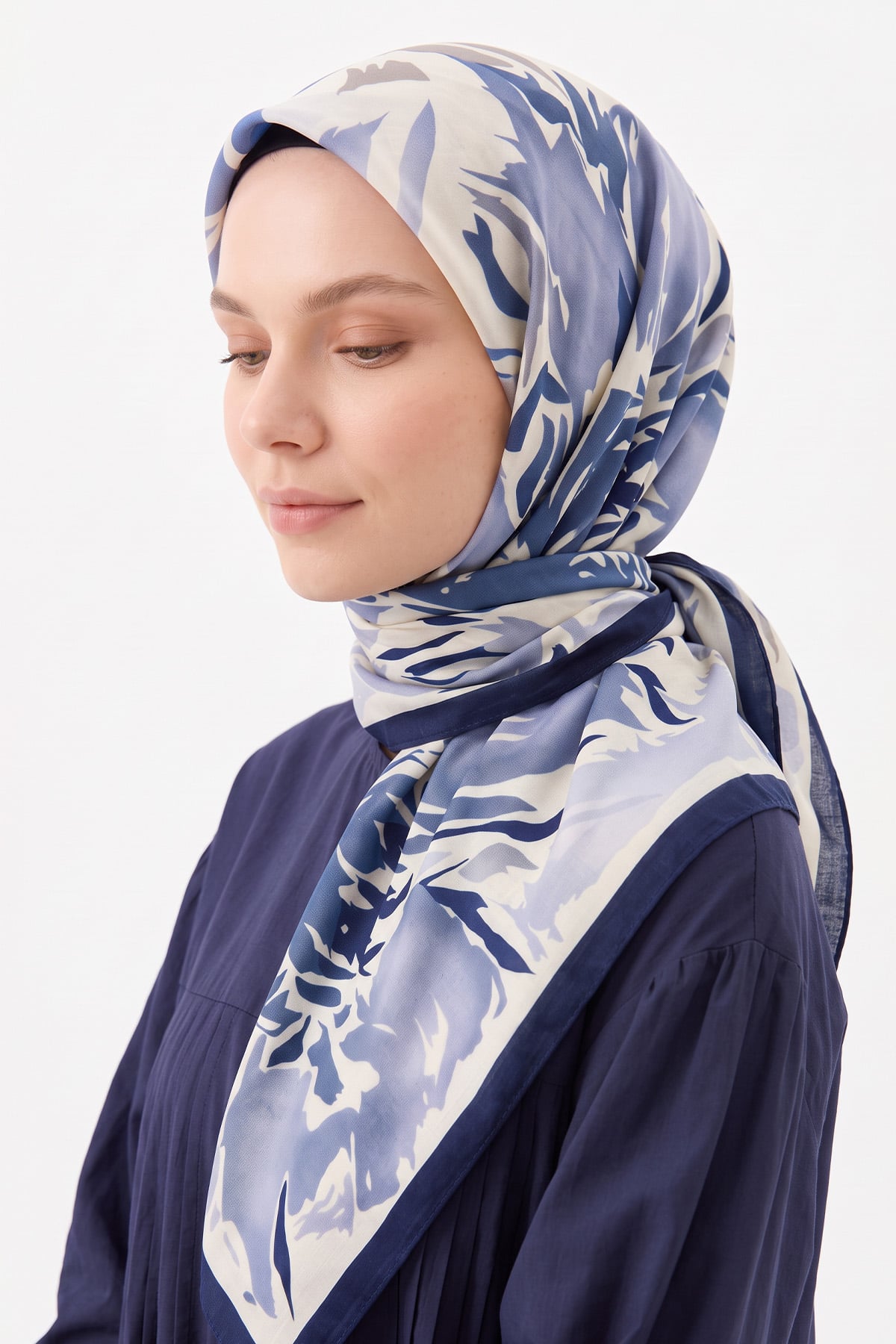 Manolya Çiçeği Aqua Soft Eşarp 8049 - LACİVERT | zenne.com 