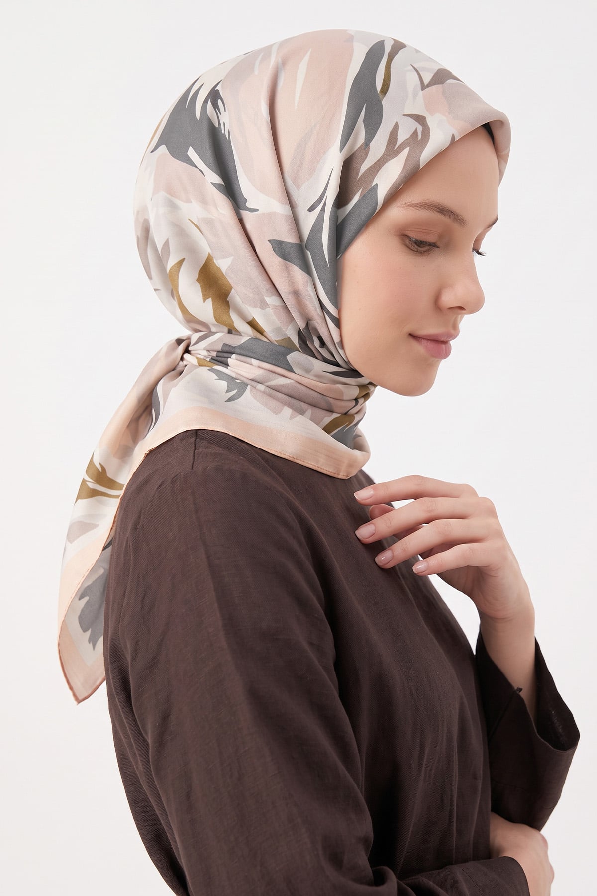 Manolya Çiçeği Aqua Soft Eşarp 8049 - EKRU | zenne.com 