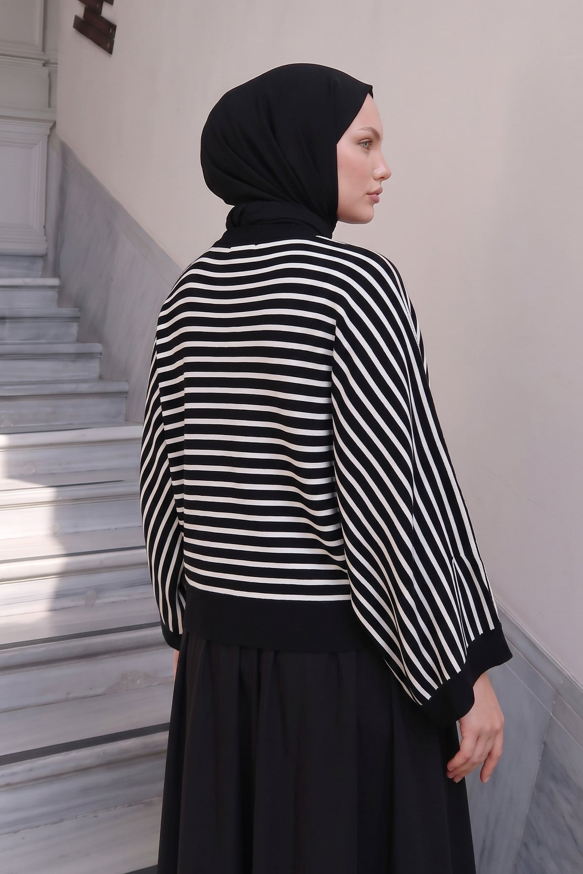 Çizgili Salaş Triko Kazak T2623 - SİYAH | zenne.com 