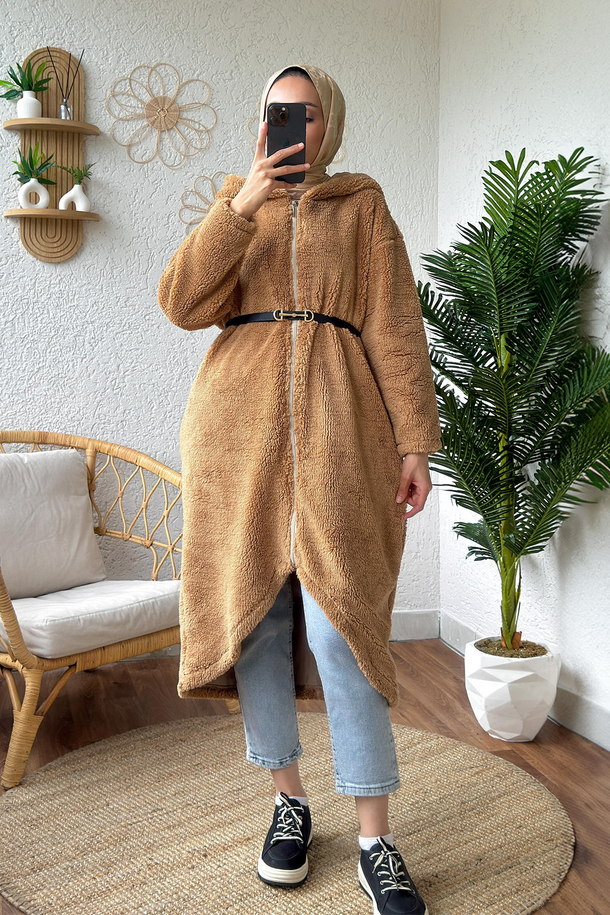 2183 Kapüşonlu Uzun Peluş Kap - CAMEL |  