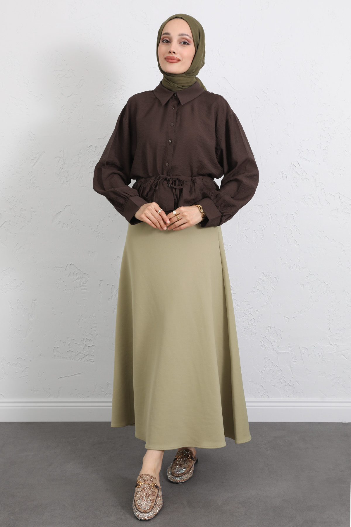 Belden Tünel Bağcıklı Gömlek Y0117 - KAHVERENGİ |  