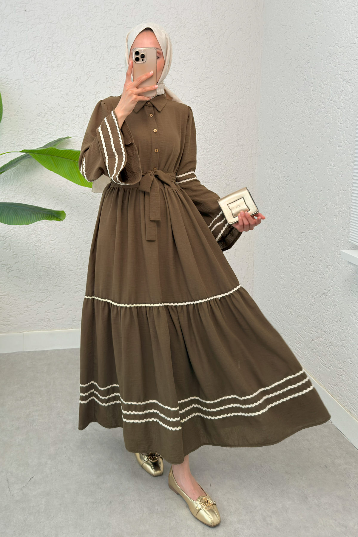 İspanyol Kol Kuşaklı Elbise 2035 - KAHVERENGİ |  