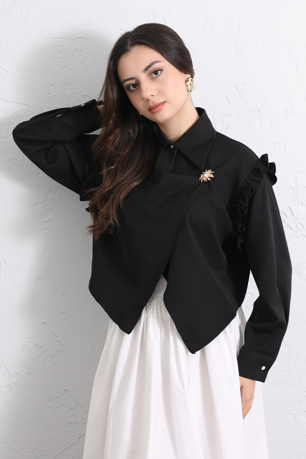 Çapraz Kesim Volanlı Bluz Y0070 - SİYAH |  