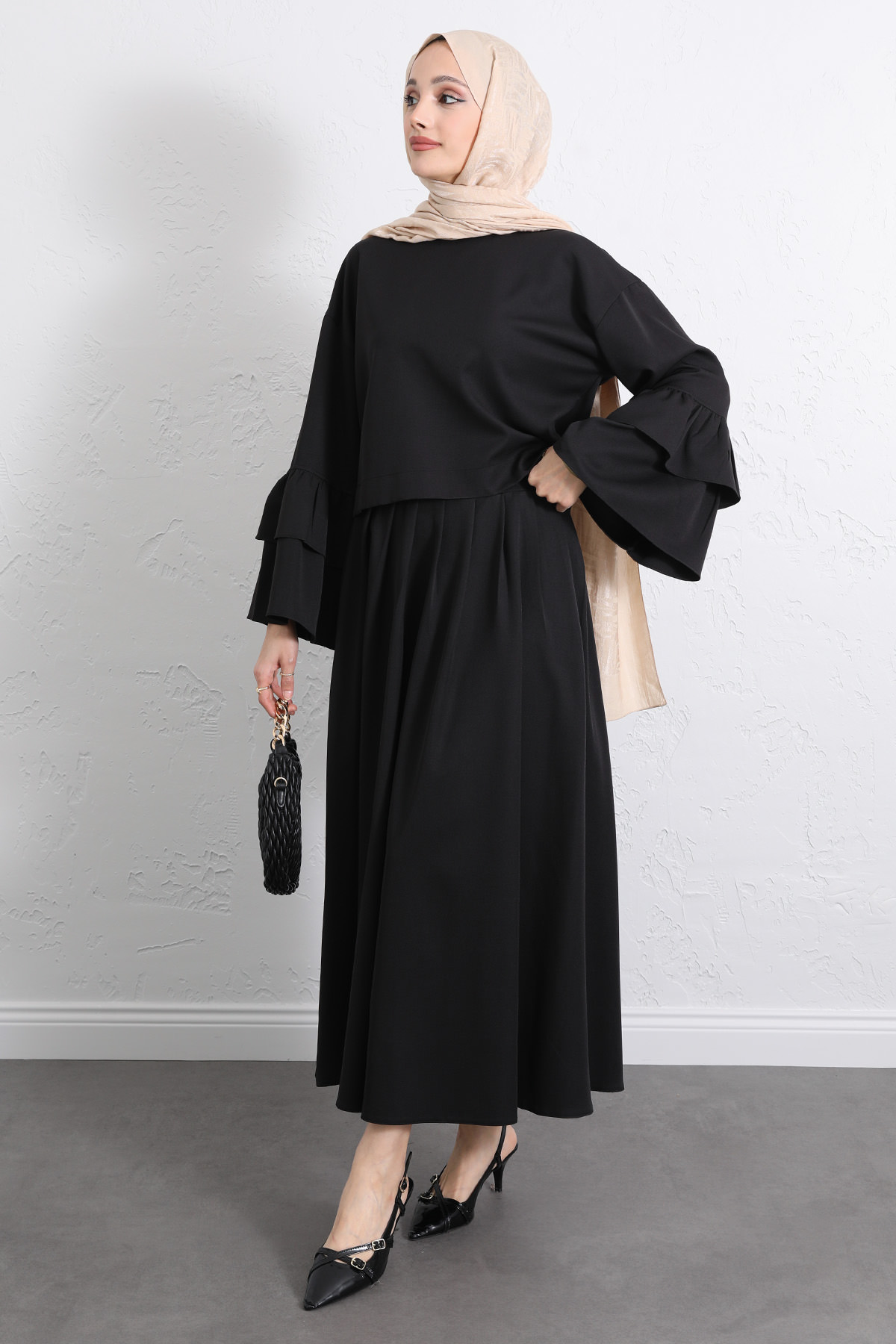 Volan Kollu Etekli Takım Y0075 - SİYAH |  