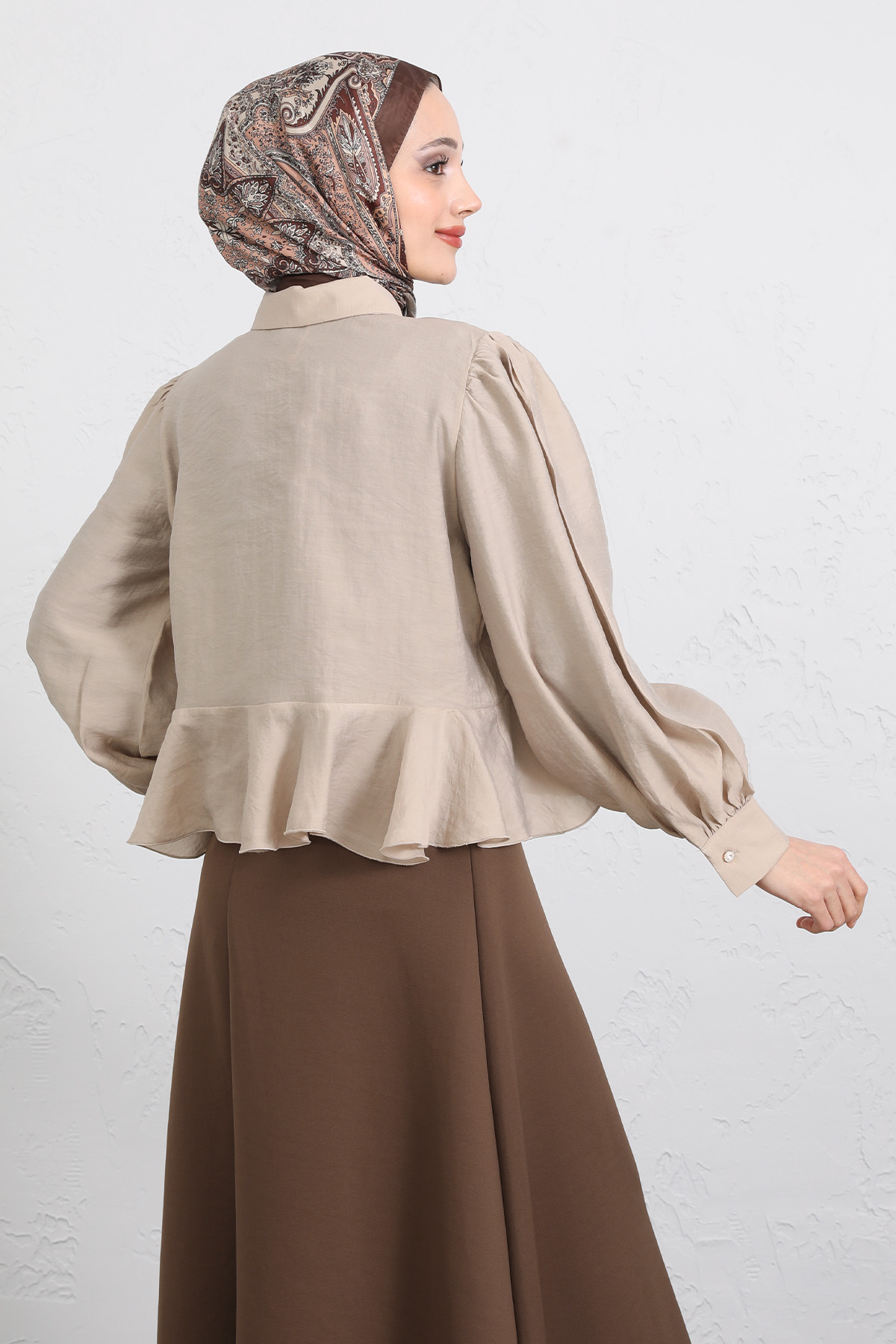 Volan Detaylı Balon Kol Gömlek Y0095 - BEJ |  