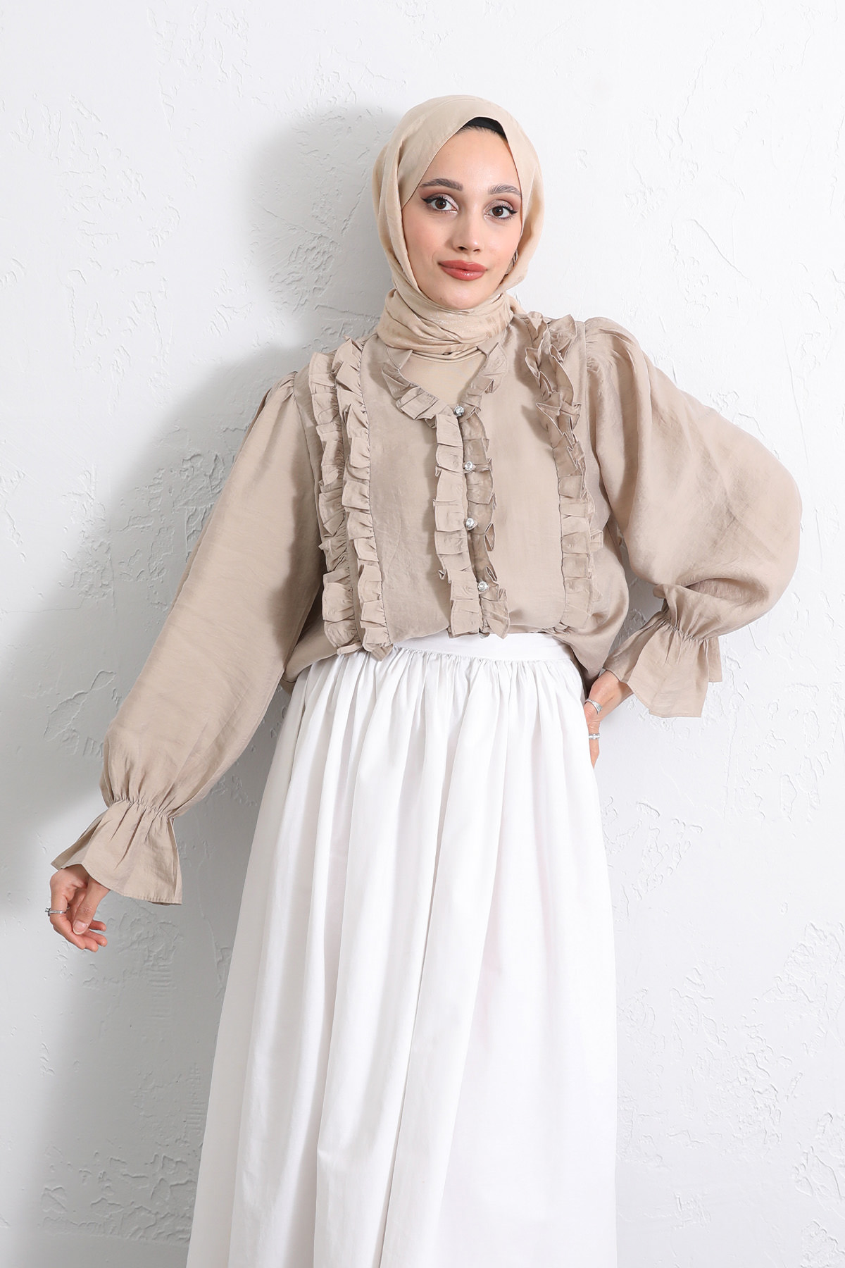 Şerit Fırfırlı Düğmeli Gömlek Y0096 - BEJ |  