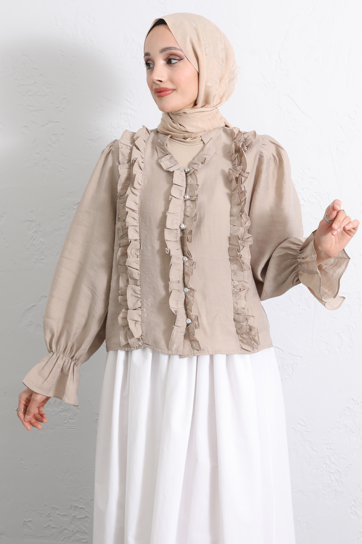 Şerit Fırfırlı Düğmeli Gömlek Y0096 - BEJ |  