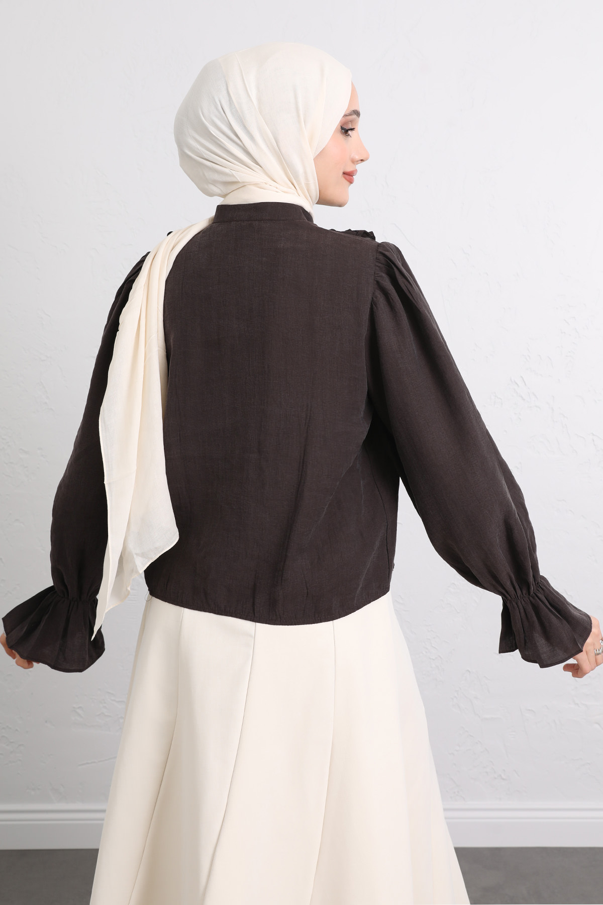 Şerit Fırfırlı Düğmeli Gömlek Y0096 - KOYU KAHVERENGİ |  