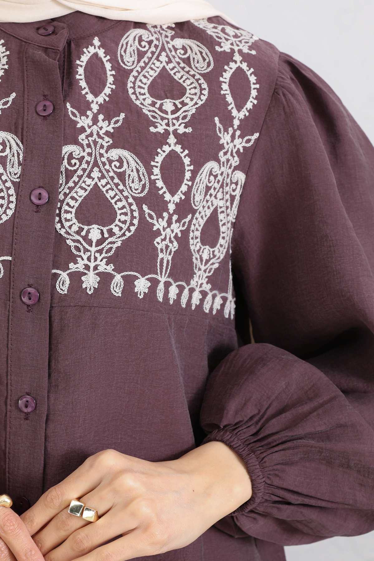 Nakış Detaylı Balon Kol Gömlek Y0103 - MÜRDÜM |  