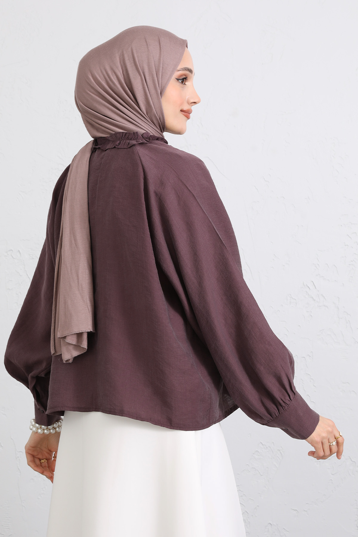 Yaka Bağcıklı Fırfırlı Gömlek Y0108 - MÜRDÜM |  