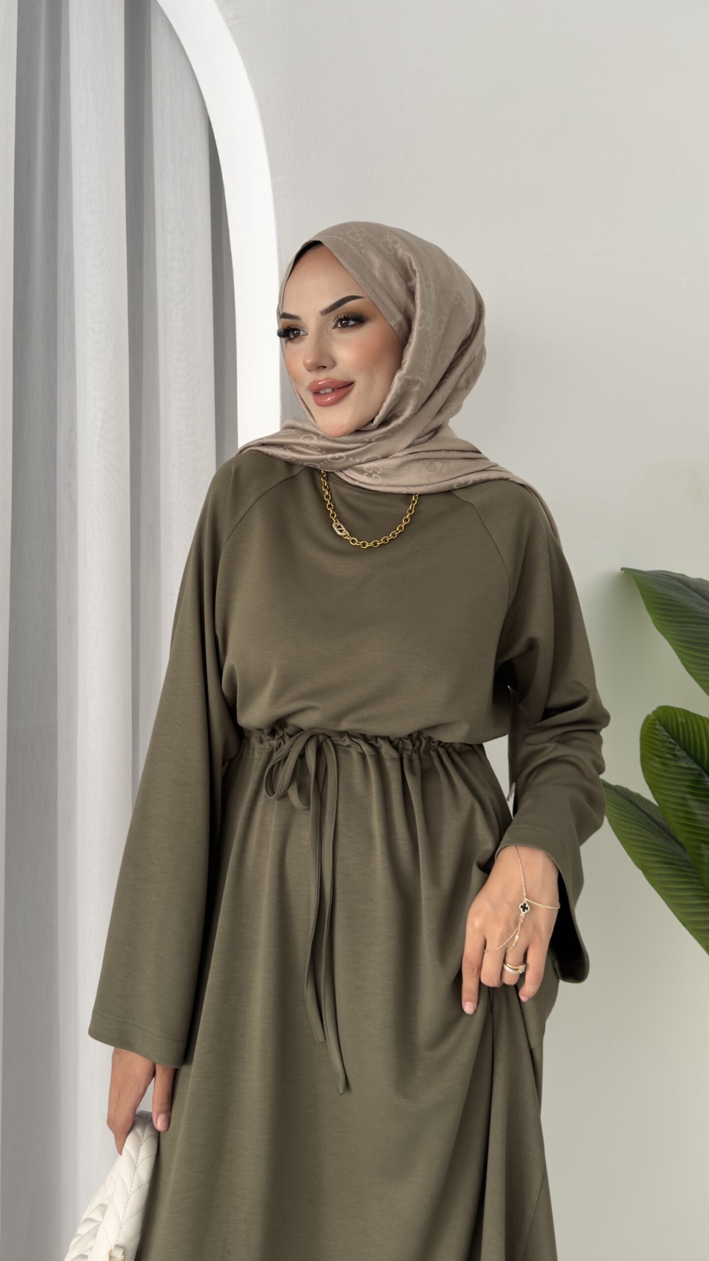 Muadil Oysh Elbise |  
