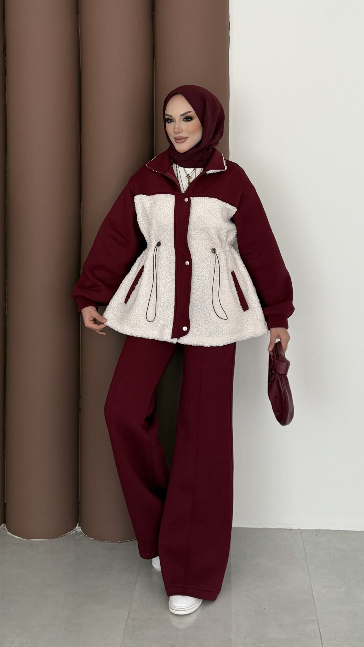 Peluş Garnili Şardonlu İkili Takım |  
