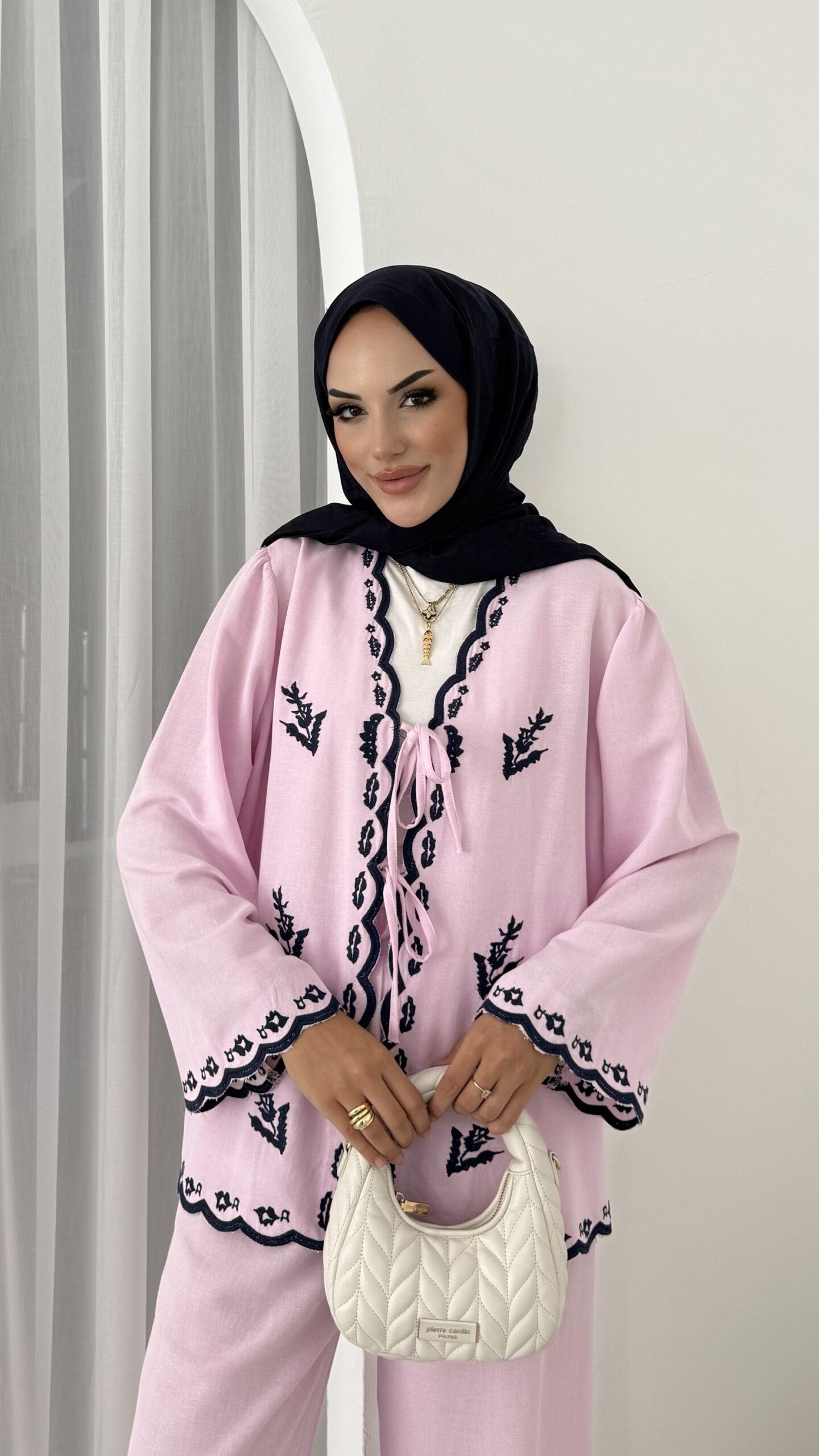 Macarina Nakışlı Keten İkili Takım |  