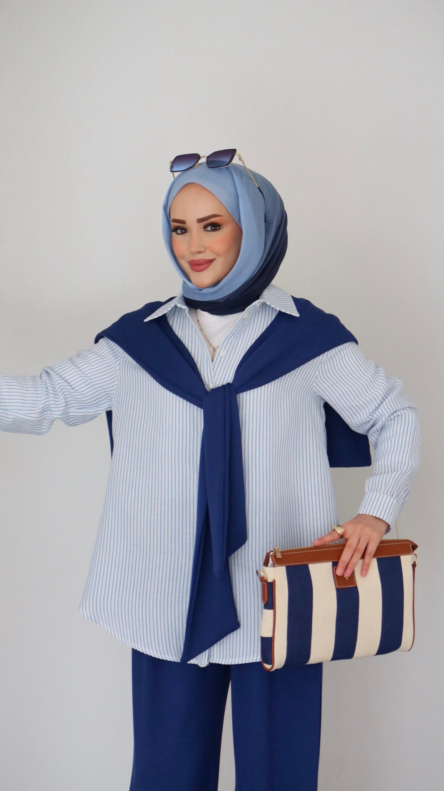 Twist Muadil Gömlekli Üçlü Takım |  