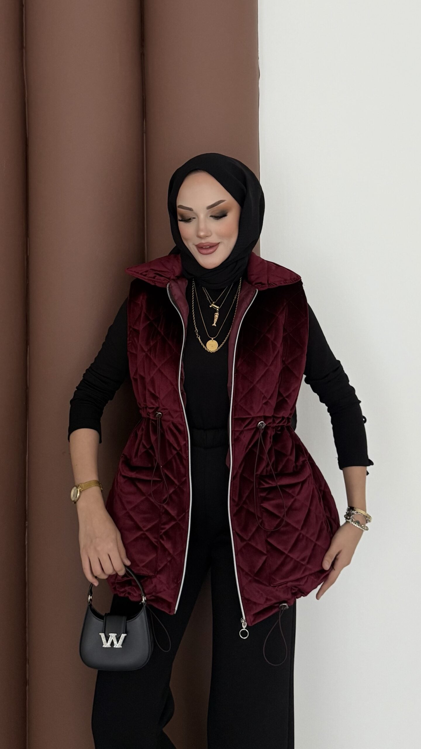 Kapitoneli Kadife Şişme Yelek |  